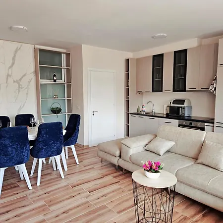 Harmony Apartament Golem (Tirana)