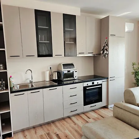 Harmony Golem (Tirana)